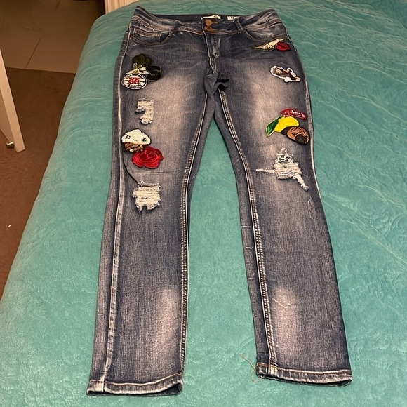 Vintage Indigo Rein Juniors size 13 Distressed Patchwork appliqué Ankle Denim‎ - Picture 1 of 13